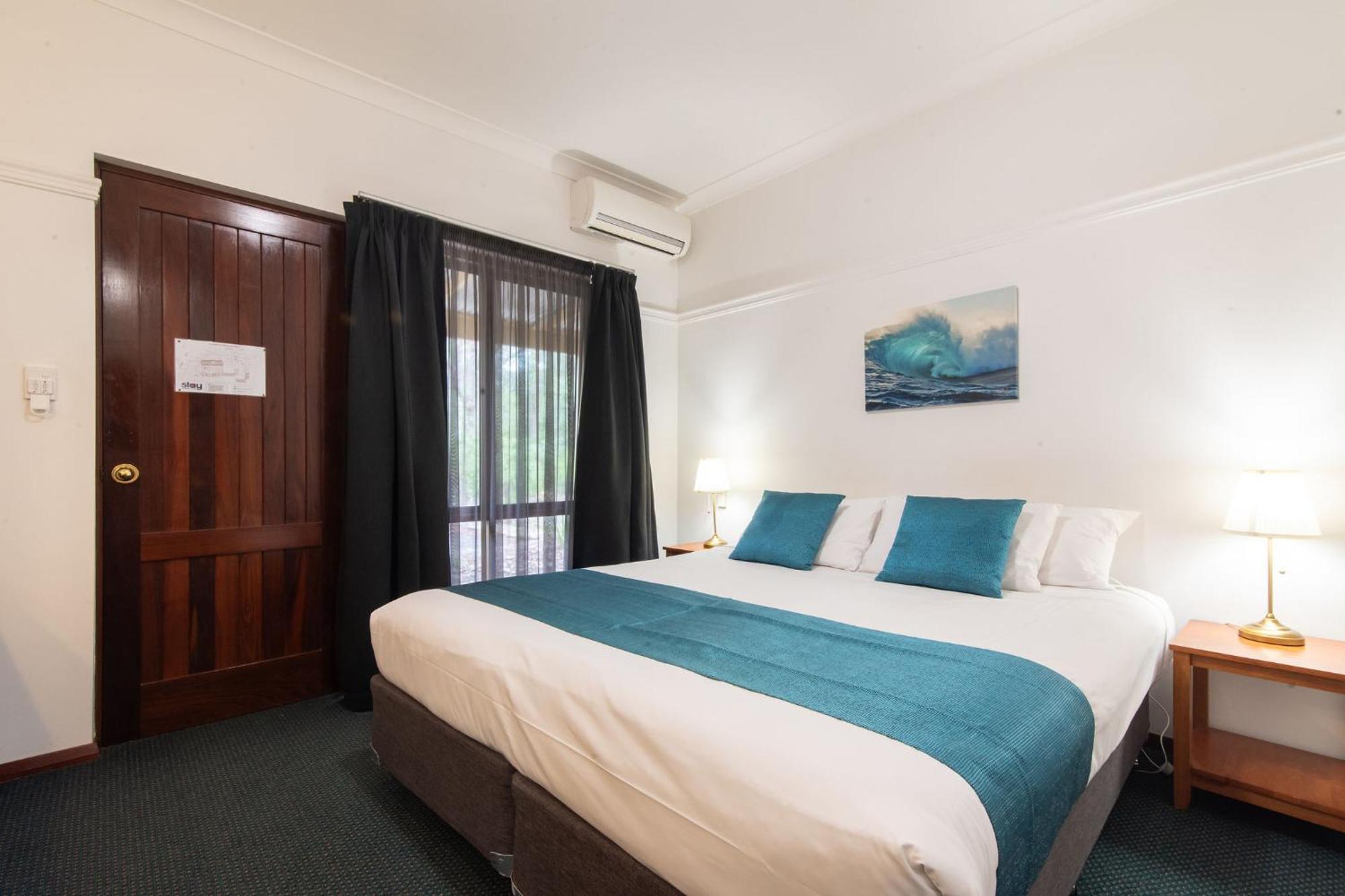 สเตย์ มาร์กาเร็ต ริเวอร์ Hotel Margaret River ภายนอก รูปภาพ