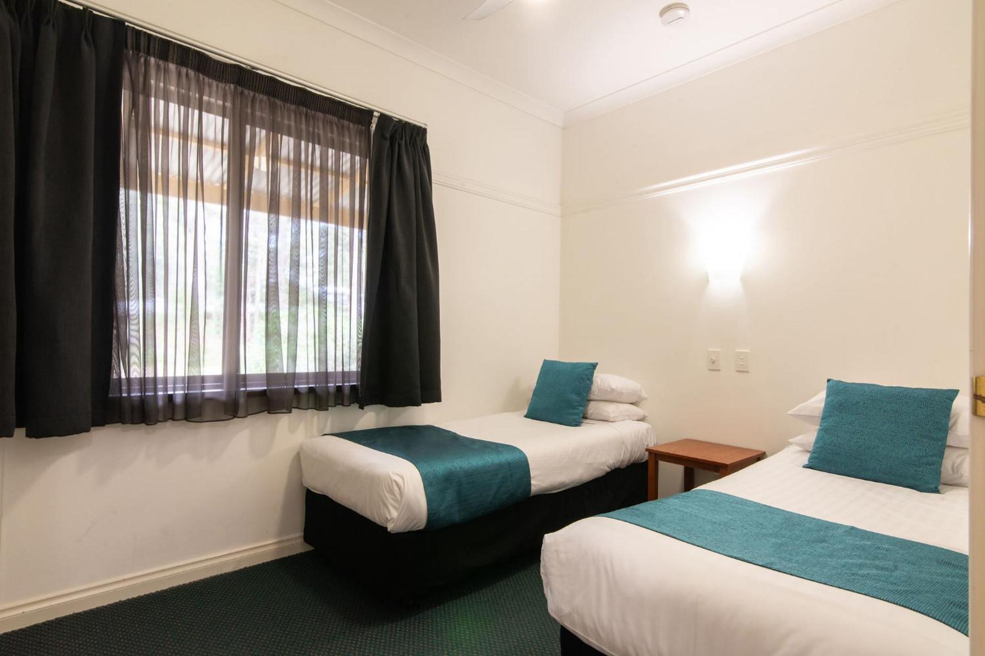 สเตย์ มาร์กาเร็ต ริเวอร์ Hotel Margaret River ภายนอก รูปภาพ
