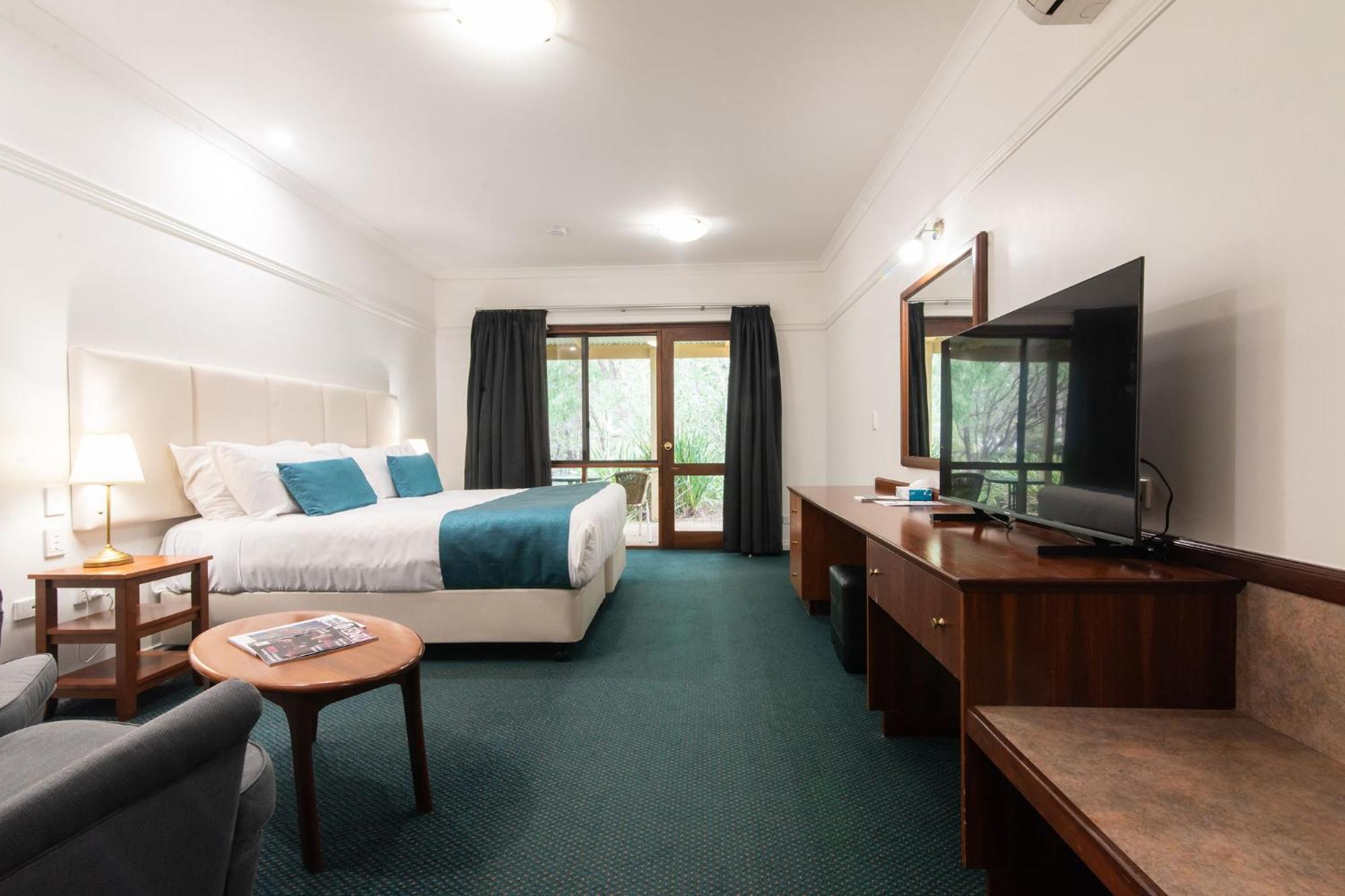 สเตย์ มาร์กาเร็ต ริเวอร์ Hotel Margaret River ภายนอก รูปภาพ