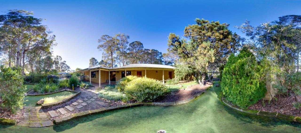 สเตย์ มาร์กาเร็ต ริเวอร์ Hotel Margaret River ภายนอก รูปภาพ