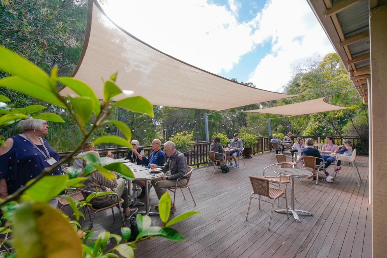 สเตย์ มาร์กาเร็ต ริเวอร์ Hotel Margaret River ภายนอก รูปภาพ